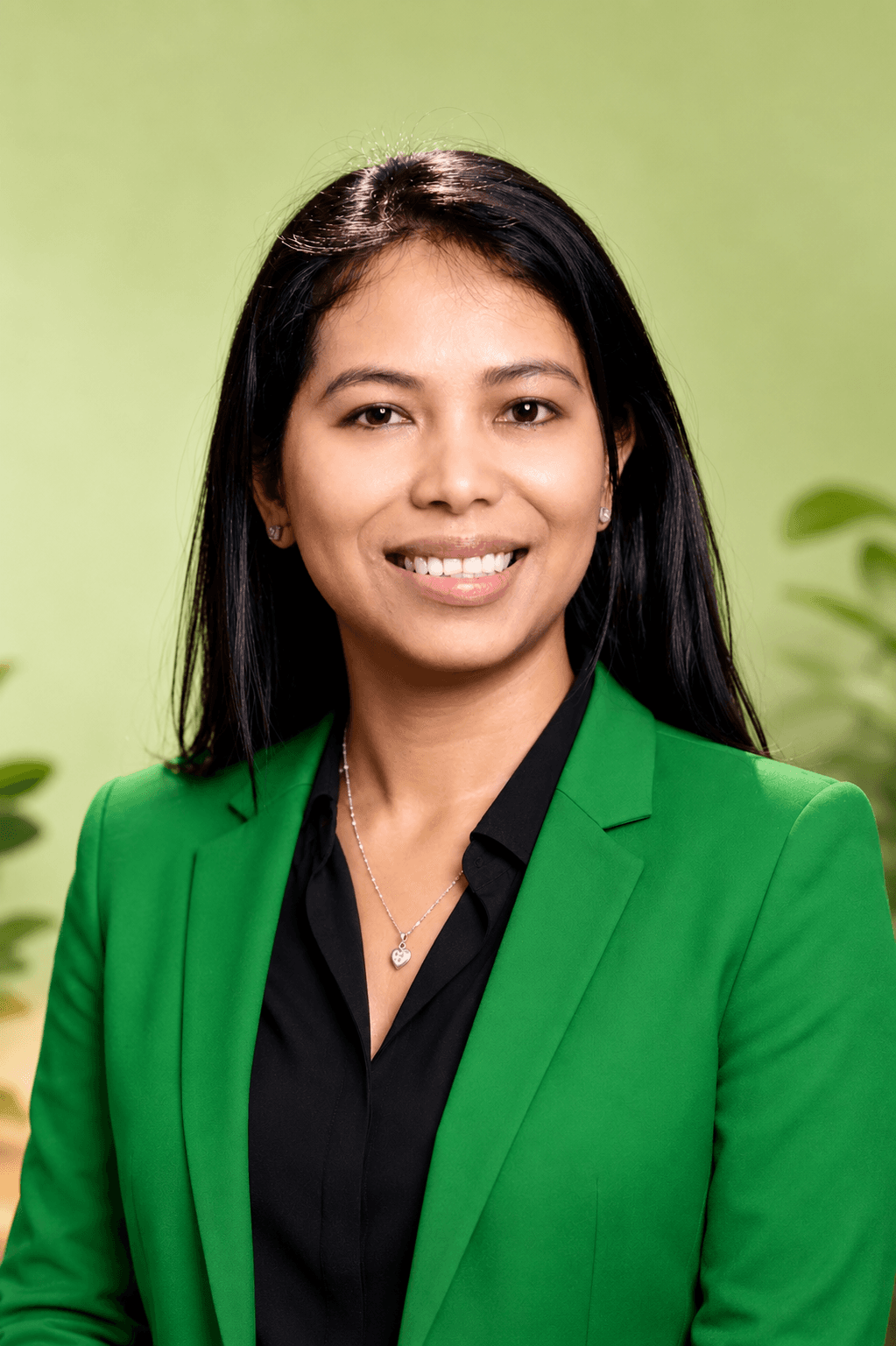 Gela, founder of SmartOptions AI Journal